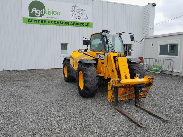 JCB 532-70 AGRI - Teleskopický manipulátor: obrázek 3 JCB 532-70 AGRI - Teleskopický manipulátor: obrázek 3