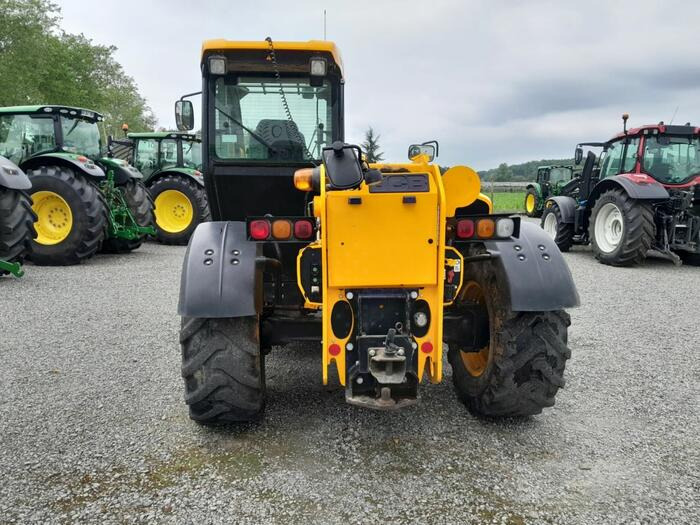 JCB 532-70 AGRI - Teleskopický manipulátor: obrázek 5 JCB 532-70 AGRI - Teleskopický manipulátor: obrázek 5