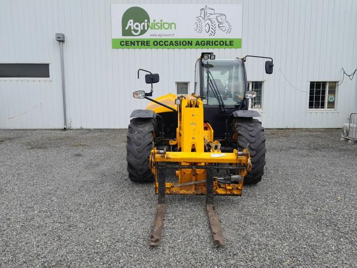 JCB 532-70 AGRI - Teleskopický manipulátor: obrázek 2 JCB 532-70 AGRI - Teleskopický manipulátor: obrázek 2