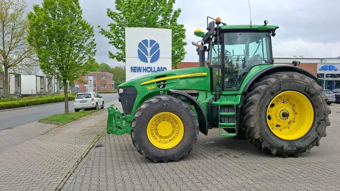 John Deere 7930 - Traktor: obrázek 1 John Deere 7930 - Traktor: obrázek 1