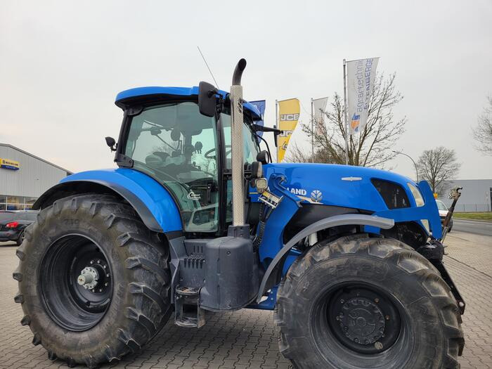 New Holland T 7.250 - Traktor: obrázek 1 New Holland T 7.250 - Traktor: obrázek 1