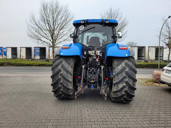 New Holland T 7.250 - Traktor: obrázek 2 New Holland T 7.250 - Traktor: obrázek 2