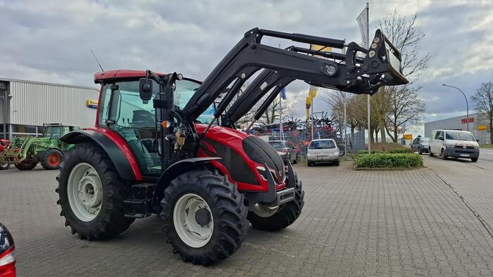 Valtra A 95 - Traktor: obrázek 2 Valtra A 95 - Traktor: obrázek 2