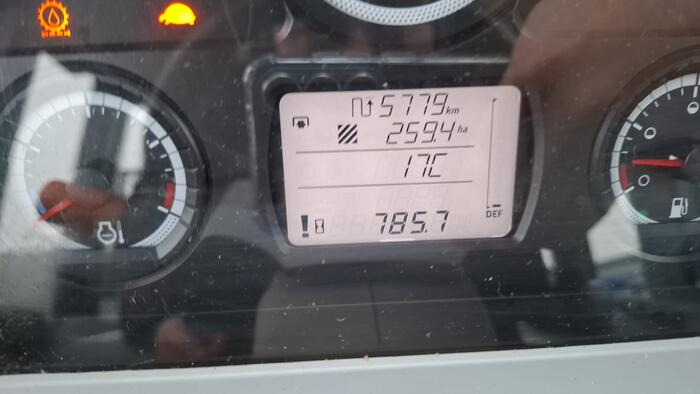 Valtra A95 - Traktor: obrázek 5 Valtra A95 - Traktor: obrázek 5