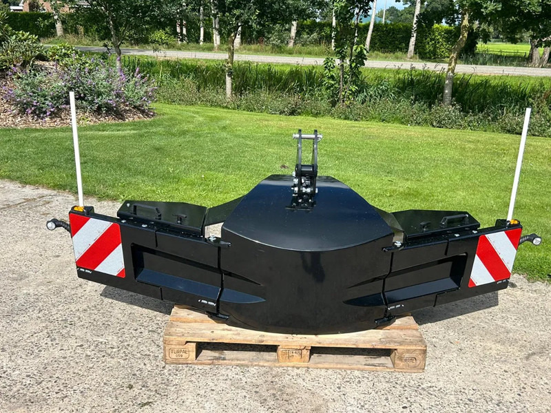 Fendt Frontbumper Frontblok Gewicht NIEUW - Traktor: obrázek 3 Fendt Frontbumper Frontblok Gewicht NIEUW - Traktor: obrázek 3