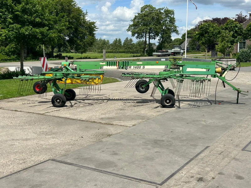 Kuhn Stoll 1400 S Zwadhark zwiller trein GEEN KUHN! - Obraceč/ Shrnovač: obrázek 5 Kuhn Stoll 1400 S Zwadhark zwiller trein GEEN KUHN! - Obraceč/ Shrnovač: obrázek 5