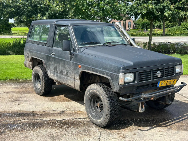 Nissan Patrol Patrol R 2.8 Turbo Diesel GRIJS KENTEKEN YOUNG TIMER - Osobní auto: obrázek 1 Nissan Patrol Patrol R 2.8 Turbo Diesel GRIJS KENTEKEN YOUNG TIMER - Osobní auto: obrázek 1
