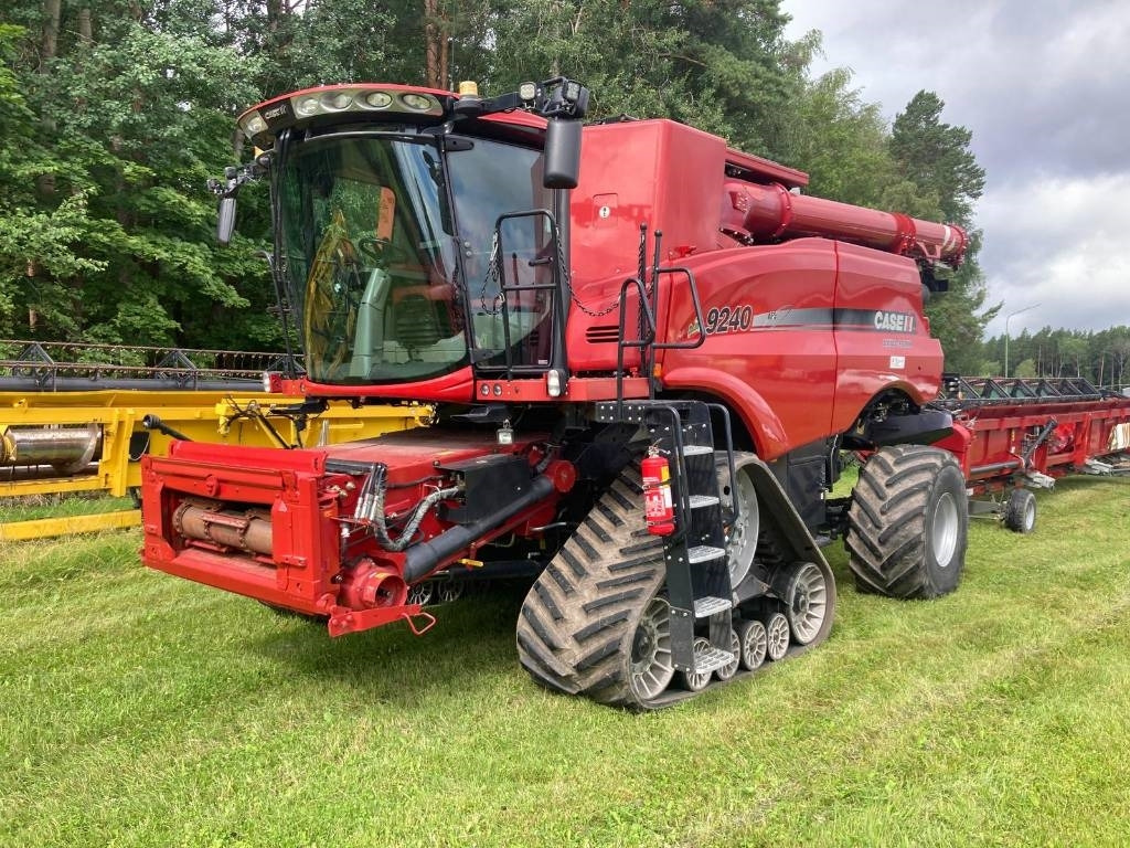 Case IH 9240 - Sklízecí mlátička: obrázek 1 Case IH 9240 - Sklízecí mlátička: obrázek 1