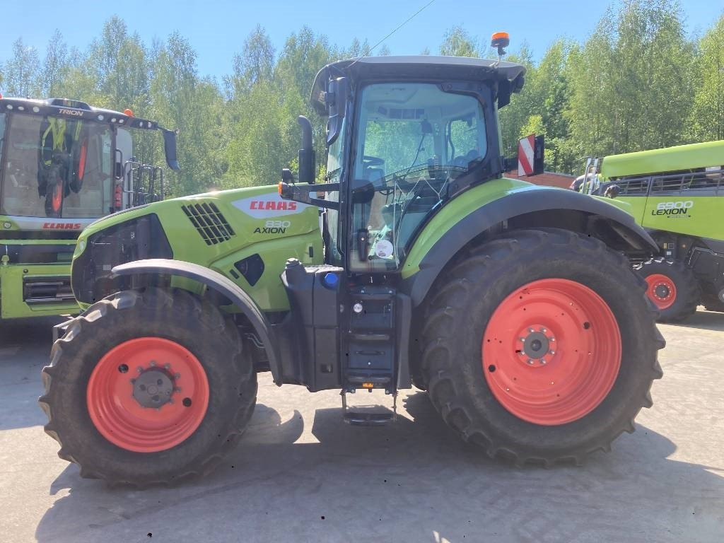 Claas Axion 830 CIS - Traktor: obrázek 2 Claas Axion 830 CIS - Traktor: obrázek 2