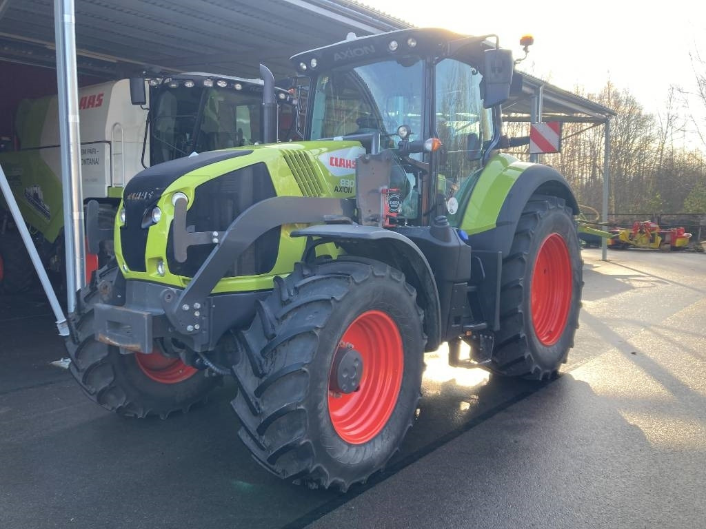 Claas Axion 830 CIS - Traktor: obrázek 2 Claas Axion 830 CIS - Traktor: obrázek 2