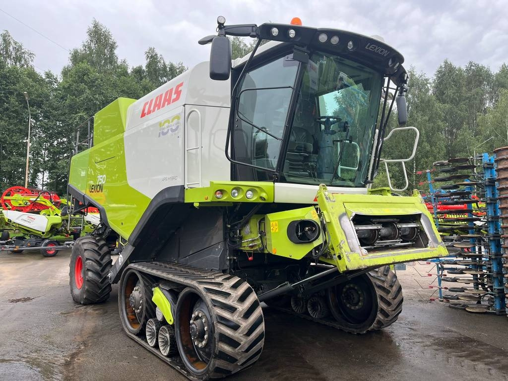 Claas Lexion 750 TT - Sklízecí mlátička: obrázek 1 Claas Lexion 750 TT - Sklízecí mlátička: obrázek 1