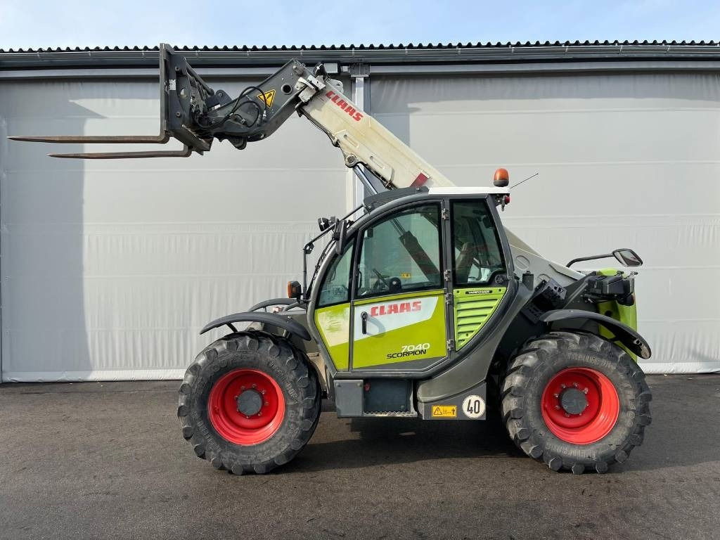 Claas SCORPION 7040 - Teleskopický manipulátor: obrázek 2 Claas SCORPION 7040 - Teleskopický manipulátor: obrázek 2