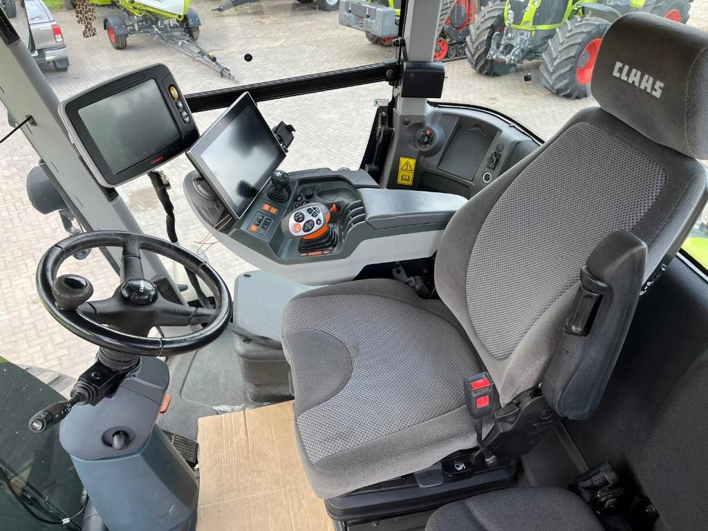 Traktor Claas XERION 5000 TRAC TS: obrázek 10
