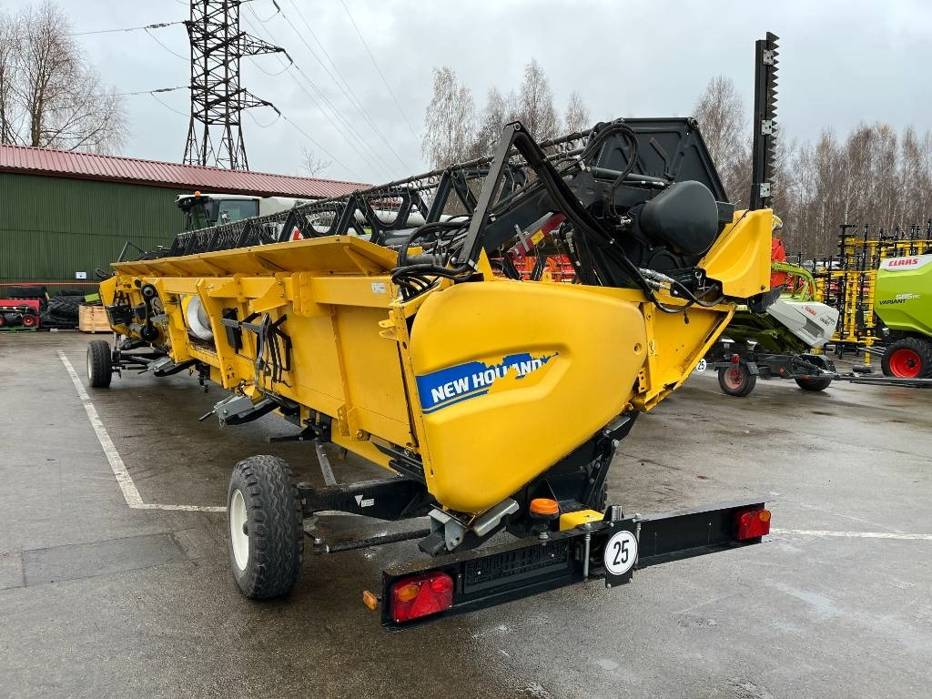 Sklízecí mlátička New Holland CR 9.90: obrázek 11