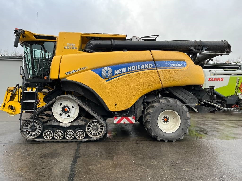 New Holland CR 9.90 - Sklízecí mlátička: obrázek 4 New Holland CR 9.90 - Sklízecí mlátička: obrázek 4