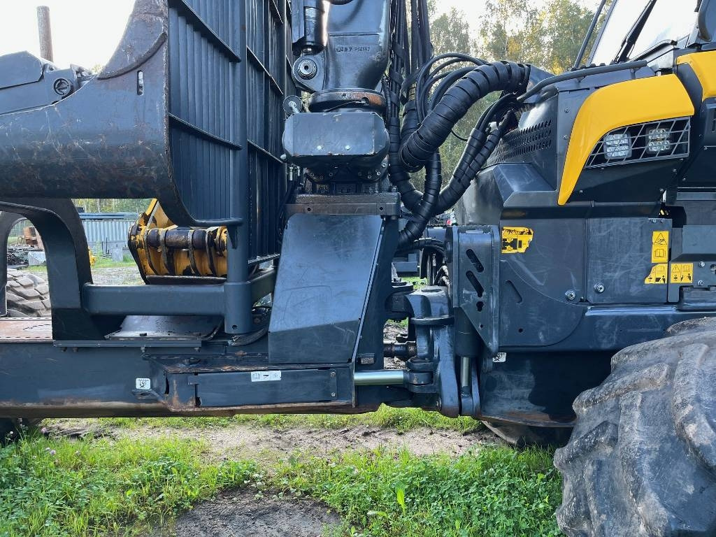 Ponsse Buffalo 8W  - Vyvážecí souprava: obrázek 5 Ponsse Buffalo 8W  - Vyvážecí souprava: obrázek 5