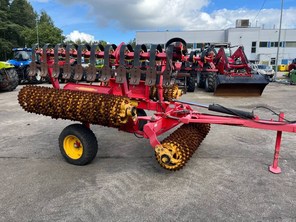 Vaderstad ROLLEX 620 - Zemědělský válec: obrázek 1 Vaderstad ROLLEX 620 - Zemědělský válec: obrázek 1