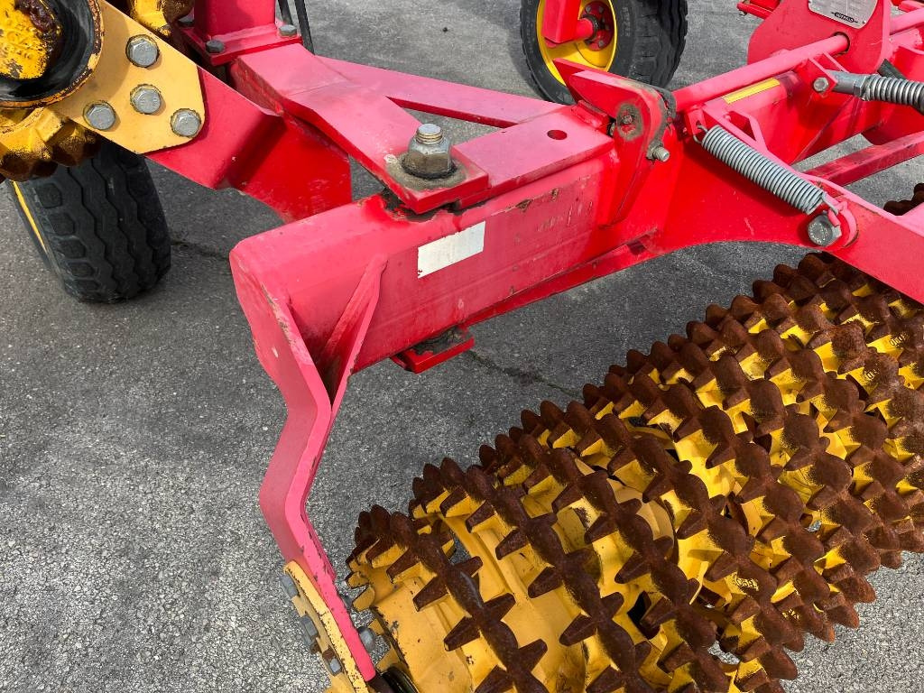 Vaderstad ROLLEX 620 - Zemědělský válec: obrázek 5 Vaderstad ROLLEX 620 - Zemědělský válec: obrázek 5