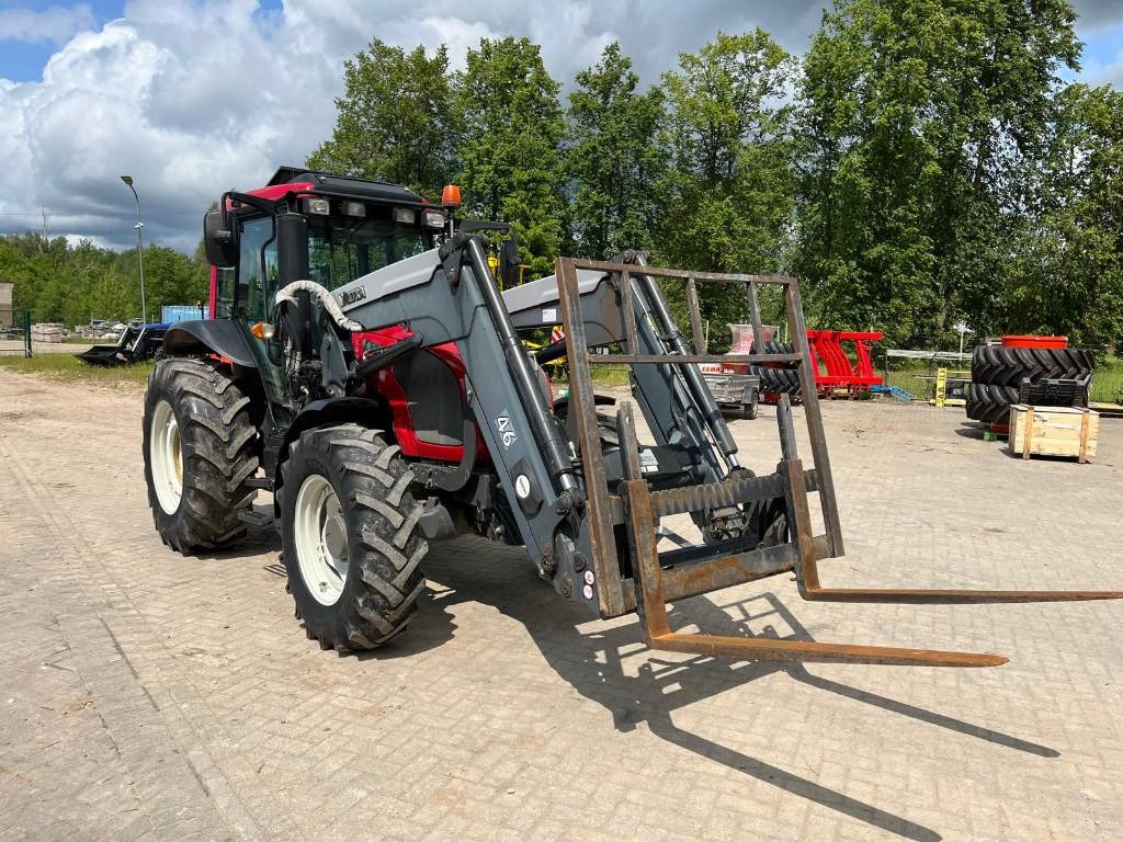 Valtra A 93 - Traktor: obrázek 1 Valtra A 93 - Traktor: obrázek 1