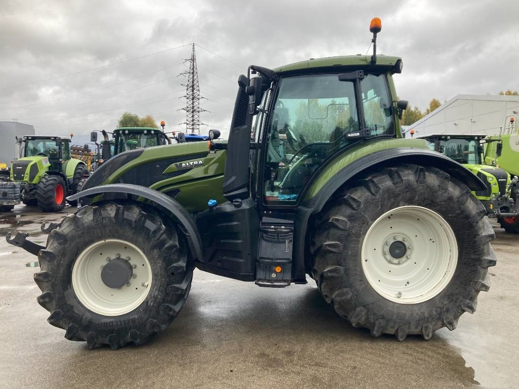 Valtra T 234 - Traktor: obrázek 3 Valtra T 234 - Traktor: obrázek 3