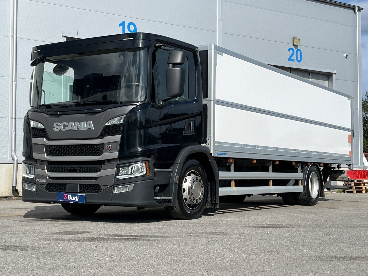 Lastbil Scania P250B4X2LB -2021 | Höj/Sänk | Full-luft - Skříňový nákladní auto: obrázek 1 Lastbil Scania P250B4X2LB -2021 | Höj/Sänk | Full-luft - Skříňový nákladní auto: obrázek 1