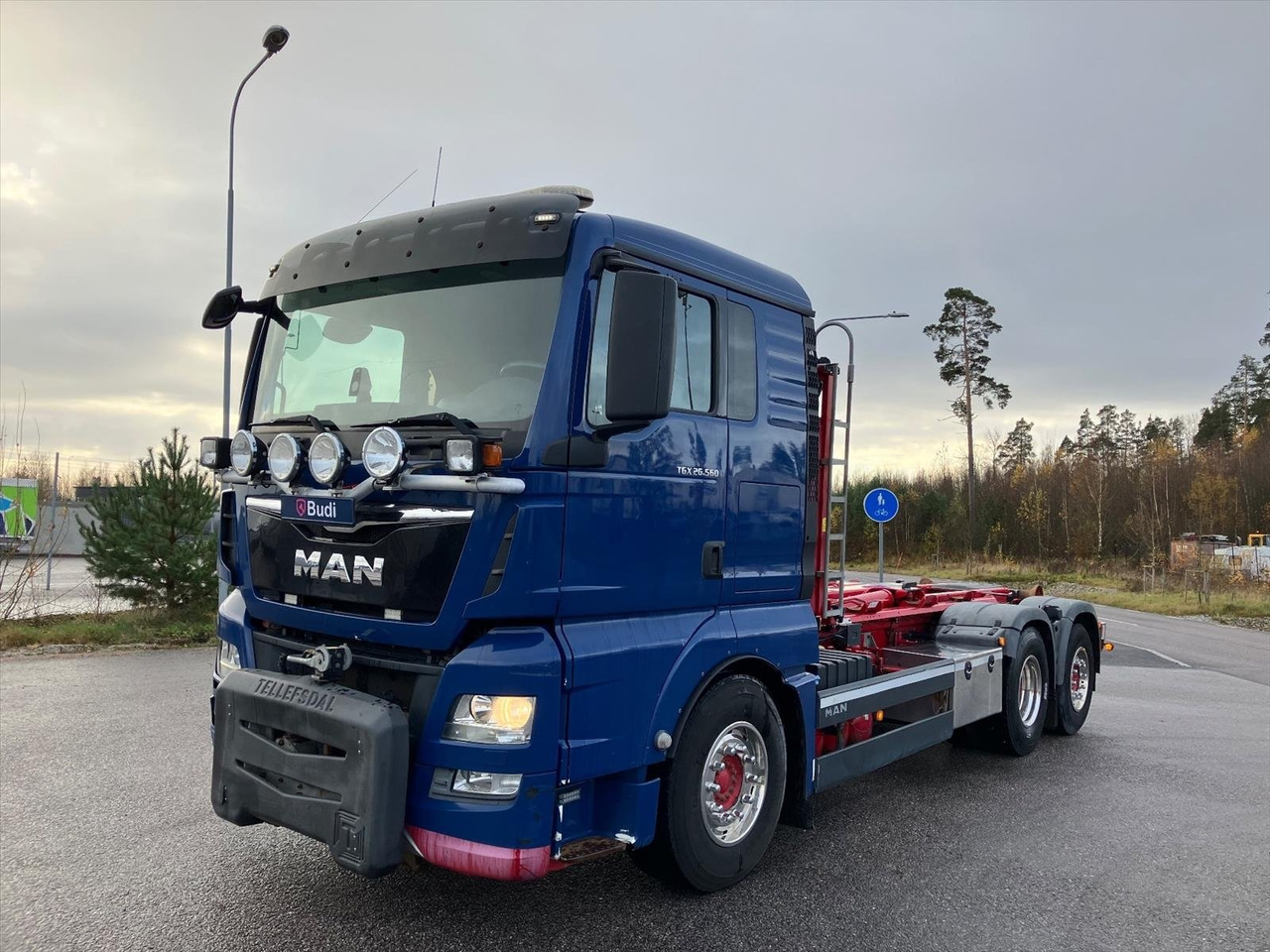 Lastväxlare MAN TGX 26.560 6X2 -2015 | Hiab | Plogutrustad - Hákový nosič kontejnerů: obrázek 1 Lastväxlare MAN TGX 26.560 6X2 -2015 | Hiab | Plogutrustad - Hákový nosič kontejnerů: obrázek 1