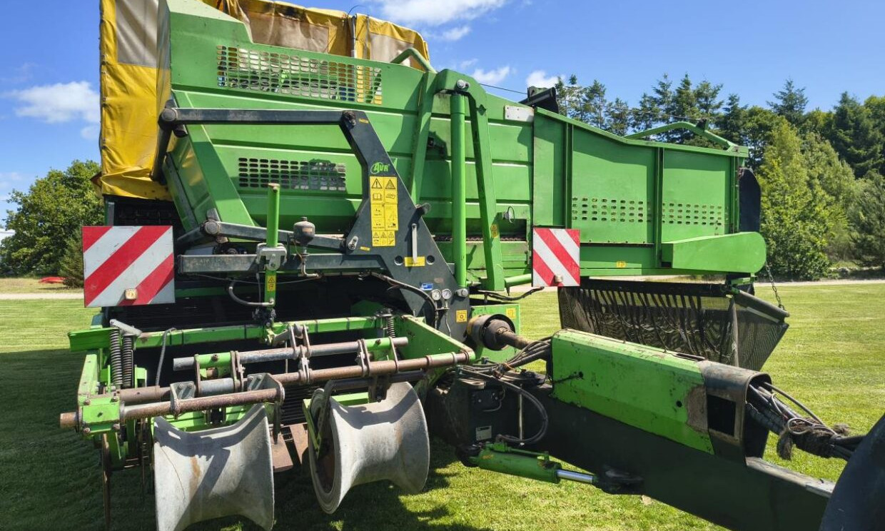 AVR SPIRIT 8200 - Bramborový kombajn: obrázek 4 AVR SPIRIT 8200 - Bramborový kombajn: obrázek 4