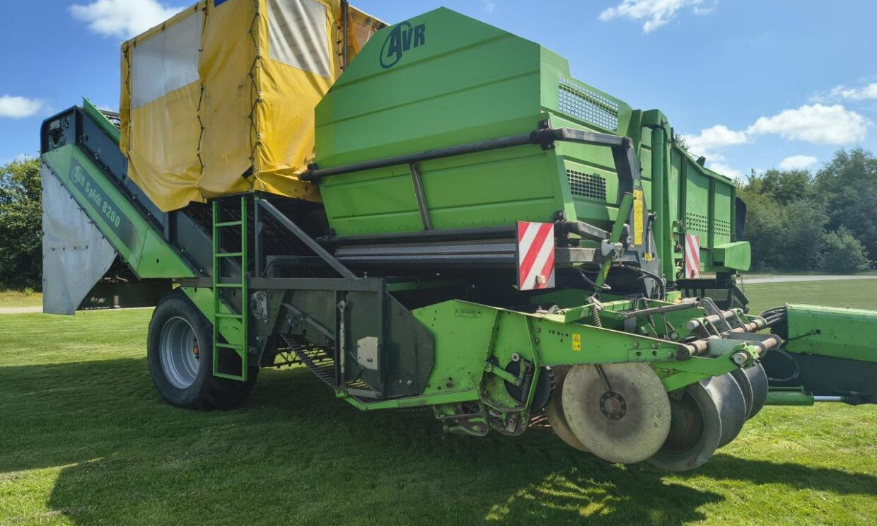 AVR SPIRIT 8200 - Bramborový kombajn: obrázek 1 AVR SPIRIT 8200 - Bramborový kombajn: obrázek 1