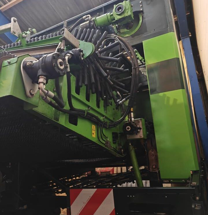 AVR SPIRIT 9200 - Bramborový kombajn: obrázek 5 AVR SPIRIT 9200 - Bramborový kombajn: obrázek 5