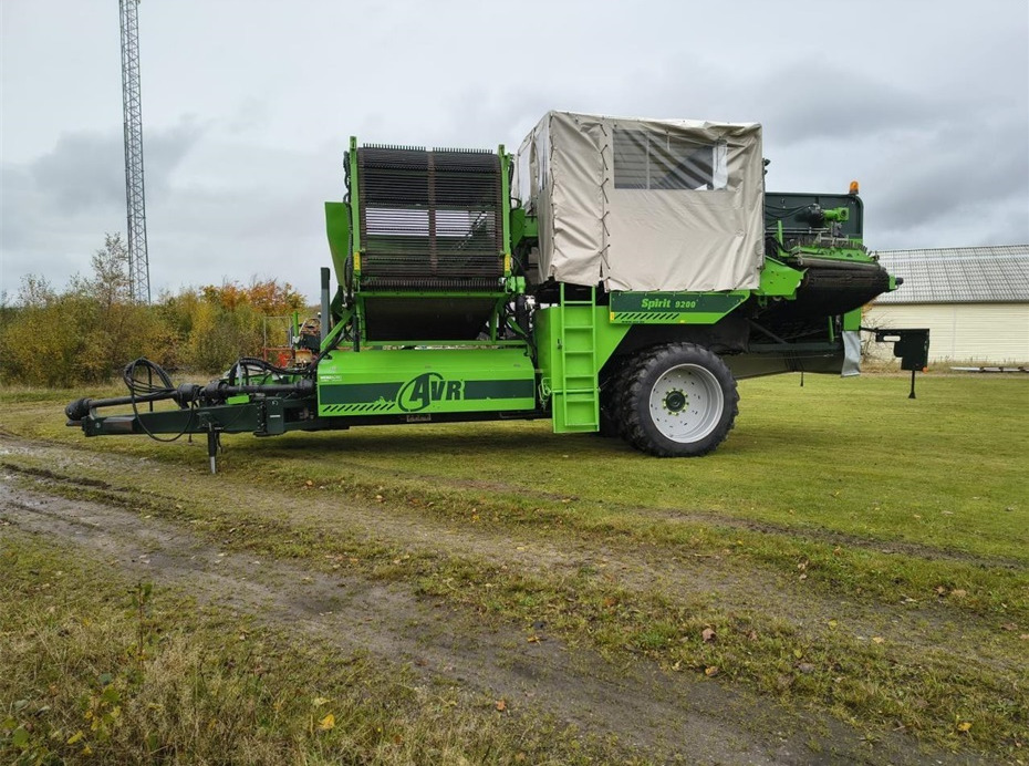 AVR Spirit 9200CR - Bramborový kombajn: obrázek 2 AVR Spirit 9200CR - Bramborový kombajn: obrázek 2