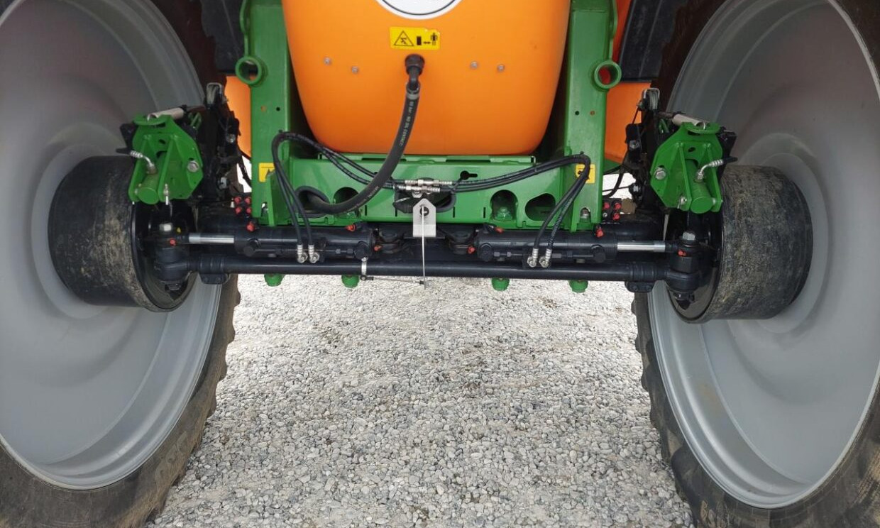 Amazone UX 5200 - 28m med Ama-Select - Tažený postřikovač: obrázek 5 Amazone UX 5200 - 28m med Ama-Select - Tažený postřikovač: obrázek 5