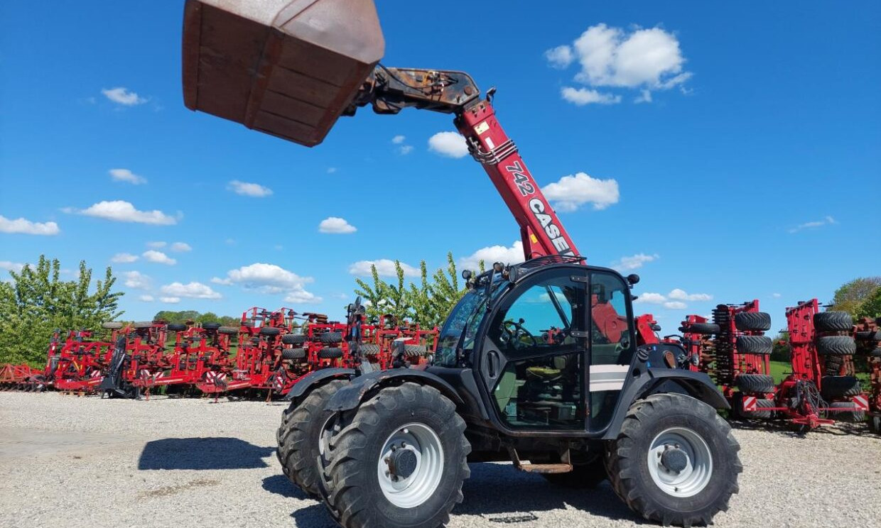 Case IH Farmlift 742 - Teleskopický manipulátor: obrázek 2 Case IH Farmlift 742 - Teleskopický manipulátor: obrázek 2