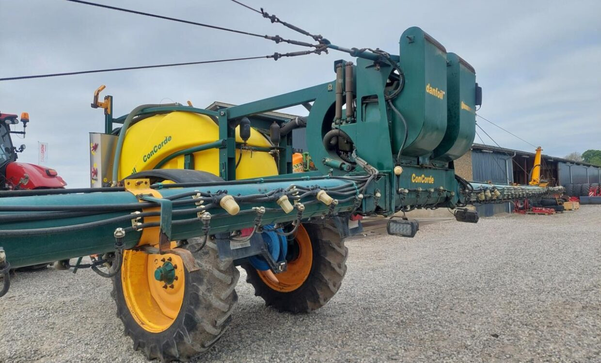 Danfoil ConCorde 3000L - 30m - Tažený postřikovač: obrázek 4 Danfoil ConCorde 3000L - 30m - Tažený postřikovač: obrázek 4