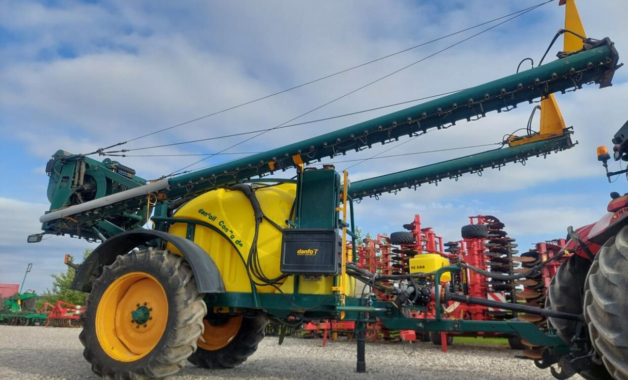 Danfoil ConCorde 3000L - 30m - Tažený postřikovač: obrázek 2 Danfoil ConCorde 3000L - 30m - Tažený postřikovač: obrázek 2