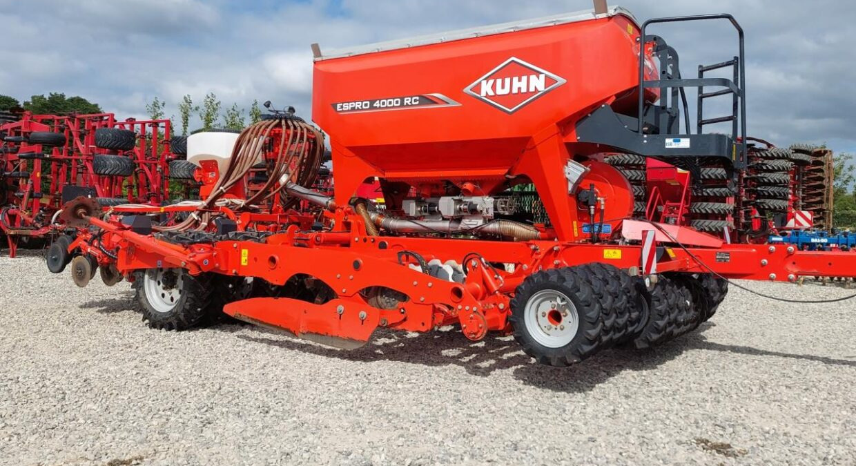 Kuhn ESPRO 4000 RC med frø-udstyr - Secí stroj: obrázek 1 Kuhn ESPRO 4000 RC med frø-udstyr - Secí stroj: obrázek 1