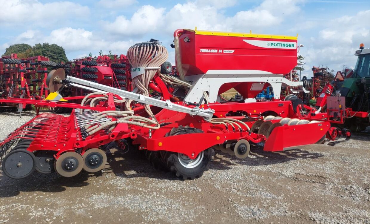 Pöttinger Terrasem R4 Fertilizer - Secí stroj: obrázek 1 Pöttinger Terrasem R4 Fertilizer - Secí stroj: obrázek 1