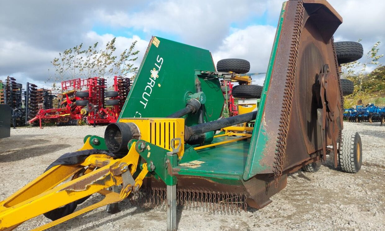 Spearhead Starcut 500 - Kladívkový mulčovač: obrázek 1 Spearhead Starcut 500 - Kladívkový mulčovač: obrázek 1