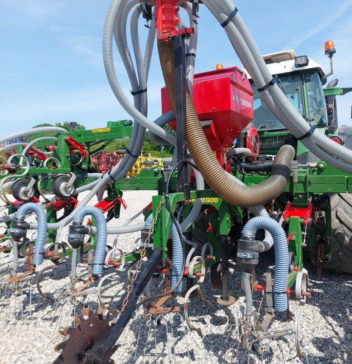 Zemědělská technika Thyregod TRV 12 med frø-/gødning-udstyr: obrázek 11