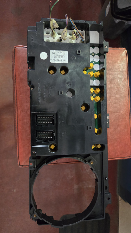 MERCEDES-BENZ INSTRUMENT PANEL MERCEDES ATEGO - Palubní deska pro Nákladní auto: obrázek 3 MERCEDES-BENZ INSTRUMENT PANEL MERCEDES ATEGO - Palubní deska pro Nákladní auto: obrázek 3