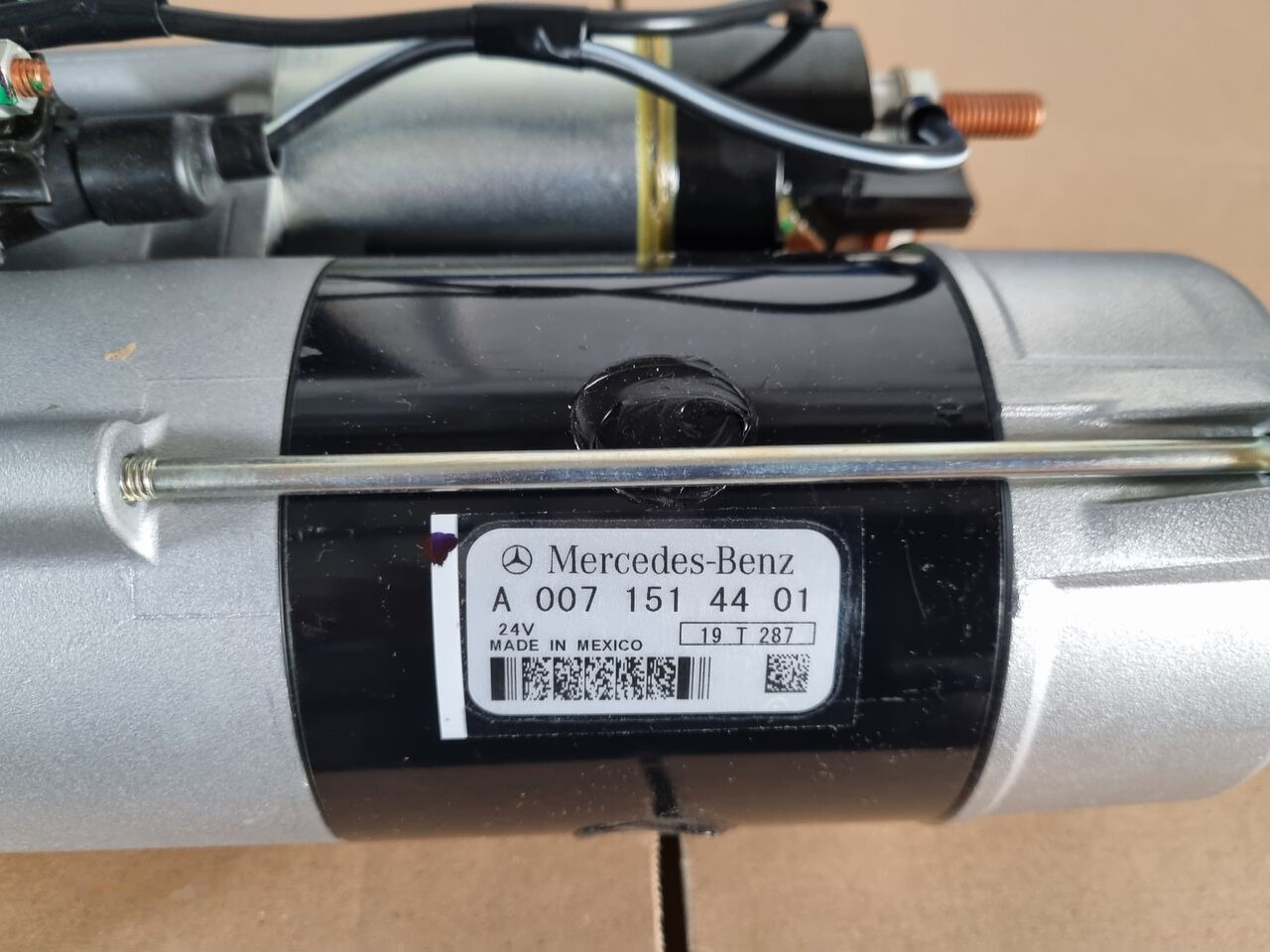 Mercedes-Benz ACTROS MP2 -MP3-MP4 A 0071514401 Mercedes-Benz ACTROS MB3 - Spouštěč pro Nákladní auto: obrázek 1 Mercedes-Benz ACTROS MP2 -MP3-MP4 A 0071514401 Mercedes-Benz ACTROS MB3 - Spouštěč pro Nákladní auto: obrázek 1