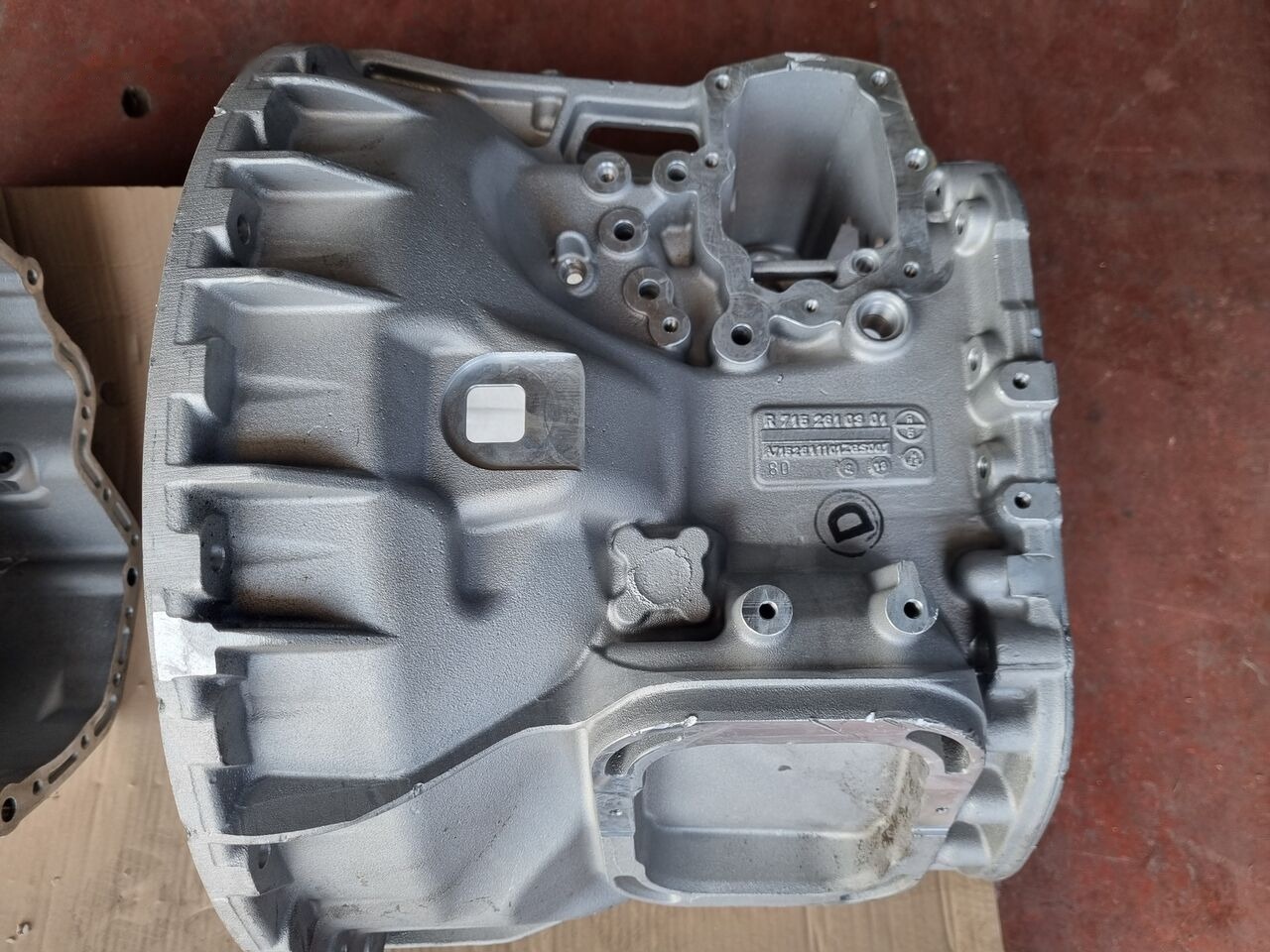 Mercedes-Benz TRANSMISSION HOUSING Mercedes-Benz ACTROS MP4 EURO 6 - Převodovka pro Nákladní auto: obrázek 2 Mercedes-Benz TRANSMISSION HOUSING Mercedes-Benz ACTROS MP4 EURO 6 - Převodovka pro Nákladní auto: obrázek 2