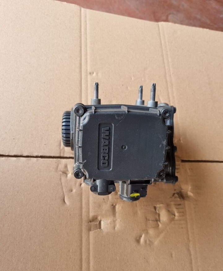 WABCO 4801060050 Mercedes-Benz ACTROS MP4 EURO 6 - Řídicí blok pro Nákladní auto: obrázek 3 WABCO 4801060050 Mercedes-Benz ACTROS MP4 EURO 6 - Řídicí blok pro Nákladní auto: obrázek 3