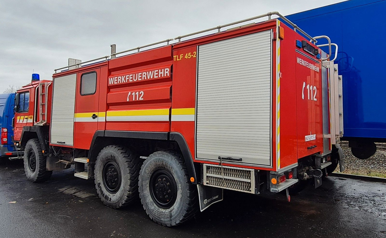 MAN 15.232 DF 6x6 KAT1 Feuerwehr TLF 4500/500 - Cisternové vozidlo: obrázek 3 MAN 15.232 DF 6x6 KAT1 Feuerwehr TLF 4500/500 - Cisternové vozidlo: obrázek 3
