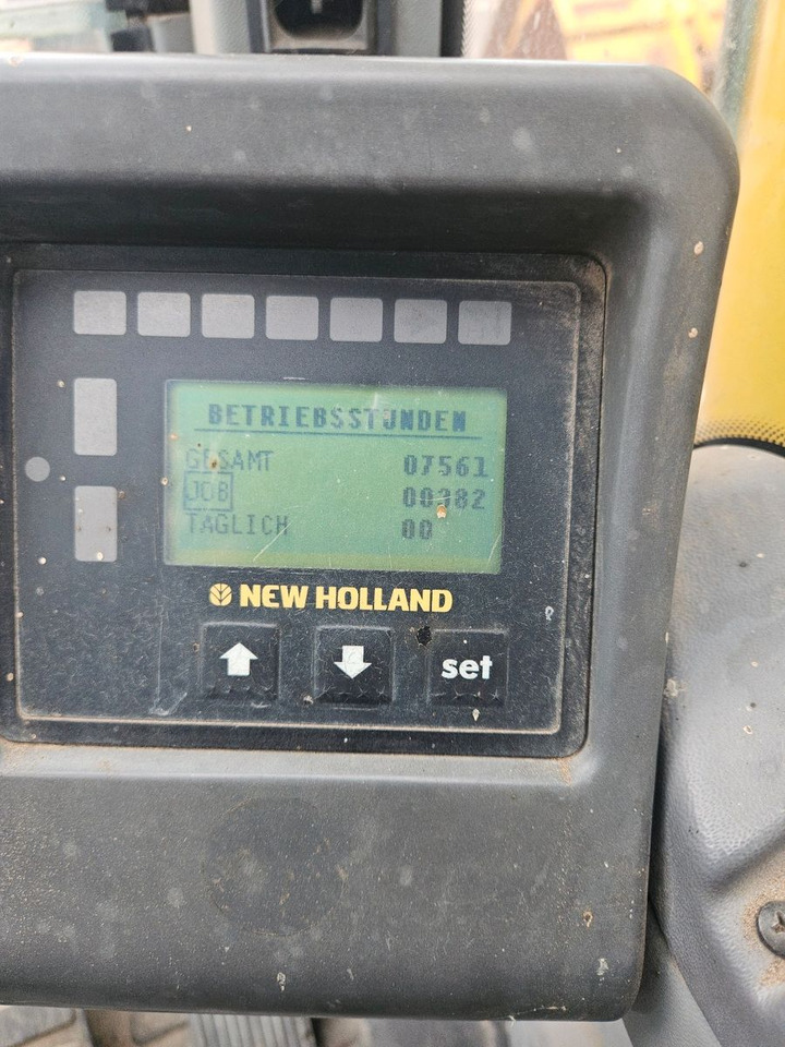 Kolesové rýpadlo New Holland MH Plus 18t Mobilbagger: obrázek 6
