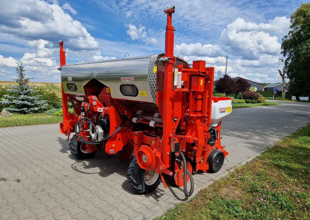 Gaspardo Maga 6 ISOTRONIC - Secí stroj: obrázek 3 Gaspardo Maga 6 ISOTRONIC - Secí stroj: obrázek 3