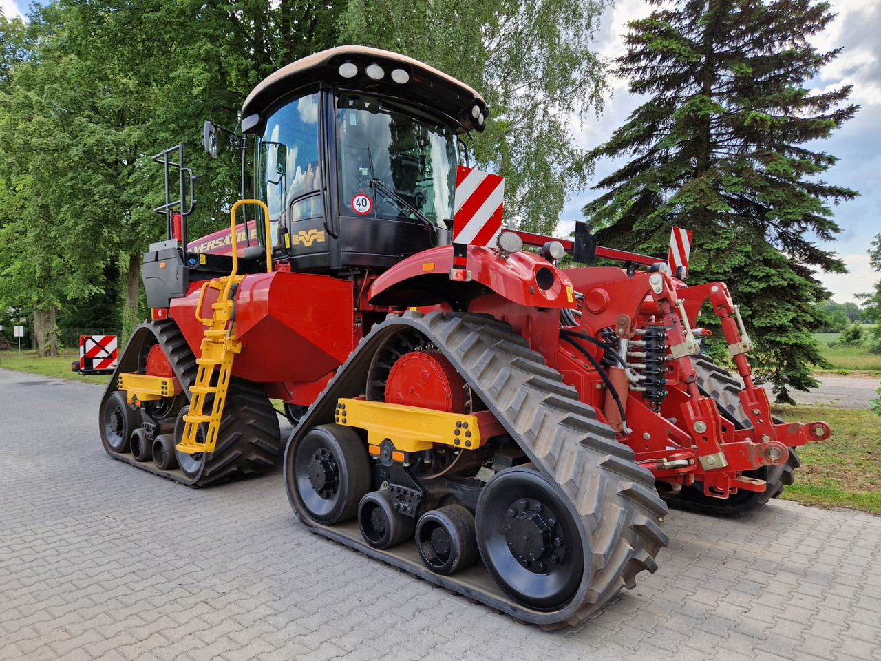 Pásový traktor Versatile 610 Delta Track: obrázek 8