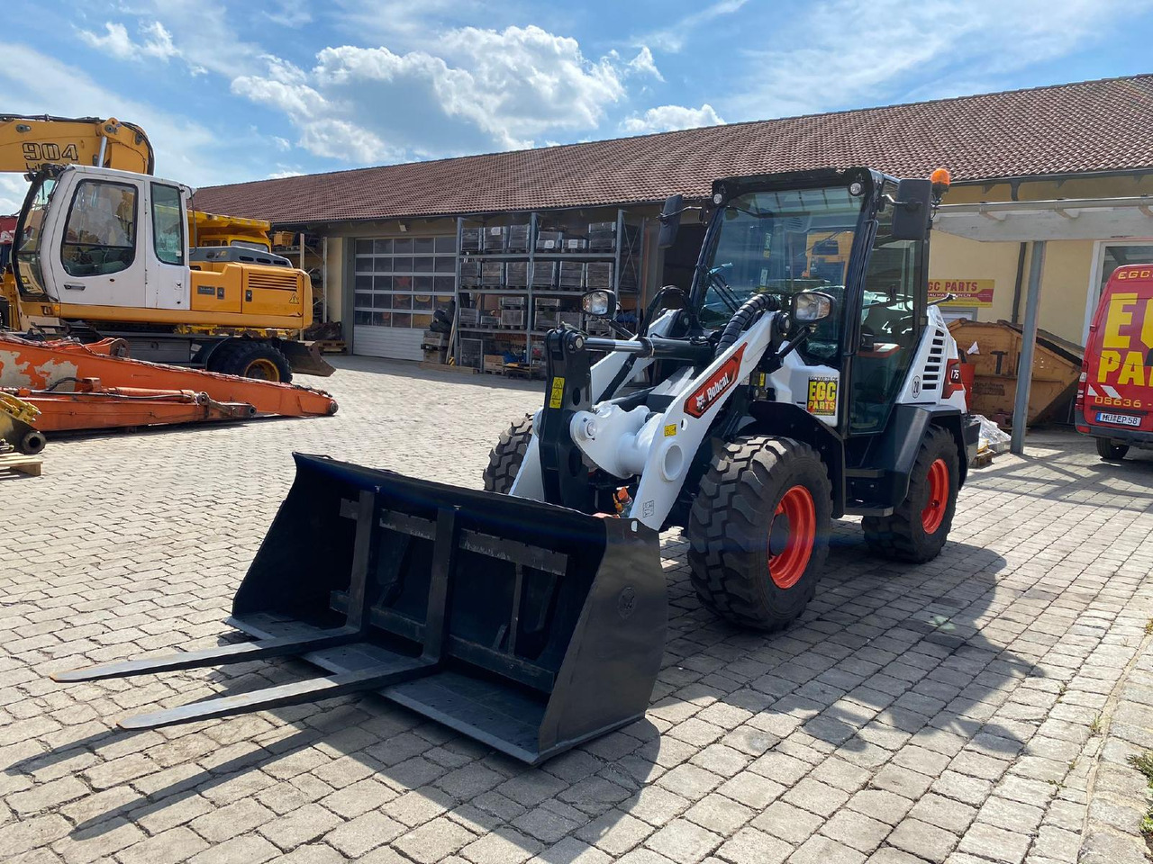Bobcat L75 - Kolový nakladač: obrázek 1 Bobcat L75 - Kolový nakladač: obrázek 1