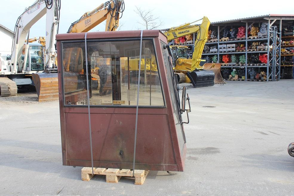 Case 1088 - Kabina pro Stavební technika: obrázek 1 Case 1088 - Kabina pro Stavební technika: obrázek 1