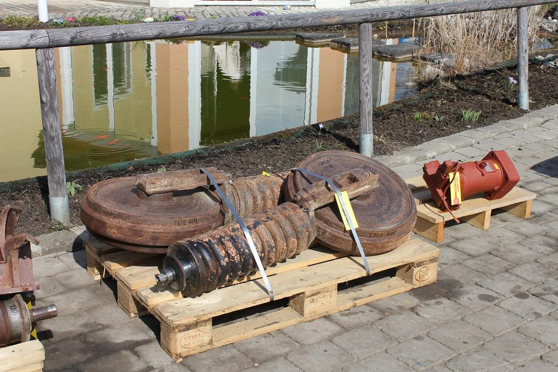 Case Poclain 1088 - Pásy - Rolny pro Stavební technika: obrázek 5 Case Poclain 1088 - Pásy - Rolny pro Stavební technika: obrázek 5