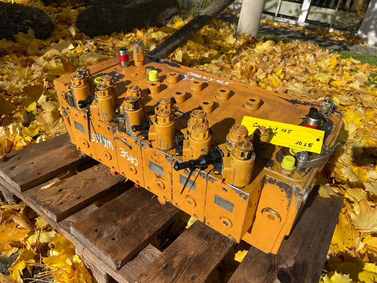 Case WX 165 - Hydraulický ventil pro Stavební technika: obrázek 2 Case WX 165 - Hydraulický ventil pro Stavební technika: obrázek 2